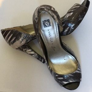 Gray Snake Skinned Pumps